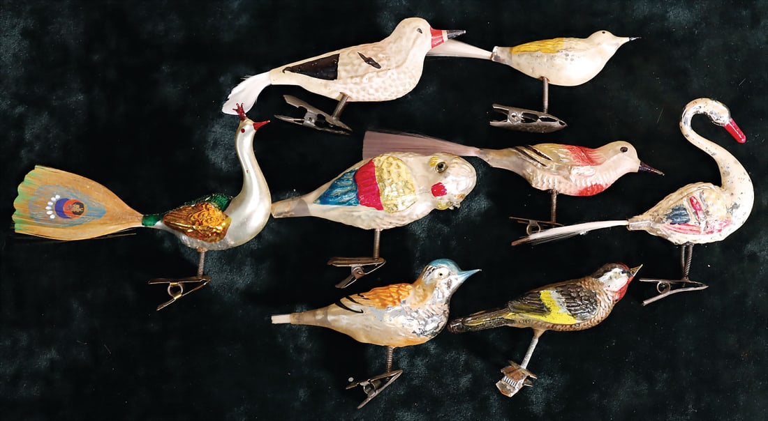 Christmas tree decoration, mixed lot of glass birds with clamp, among it 1 parrot with glass eyes, 2 (1 of 1)