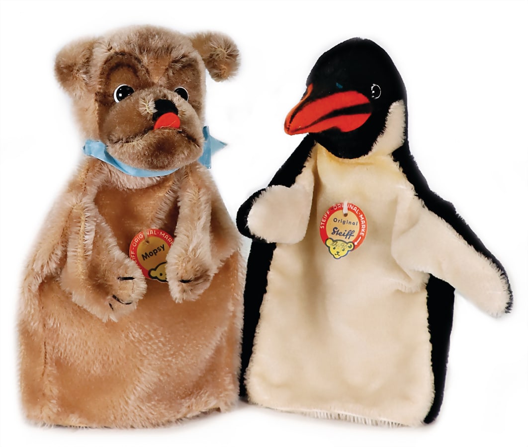 STEIFF 2 pieces, postwar era, hand puppets, 1x penguin, complete, No. 0317.00, 1x Mopsy, complete,: STEIFF 2 pieces, postwar era, hand puppets, 1x penguin, complete, No. 0317.00, 1x Mopsy, complete, No. 6628/17, very good condition German Description STEIFF 2 Teile, Nachkrieg, Handspielpuppen, 1x Pi