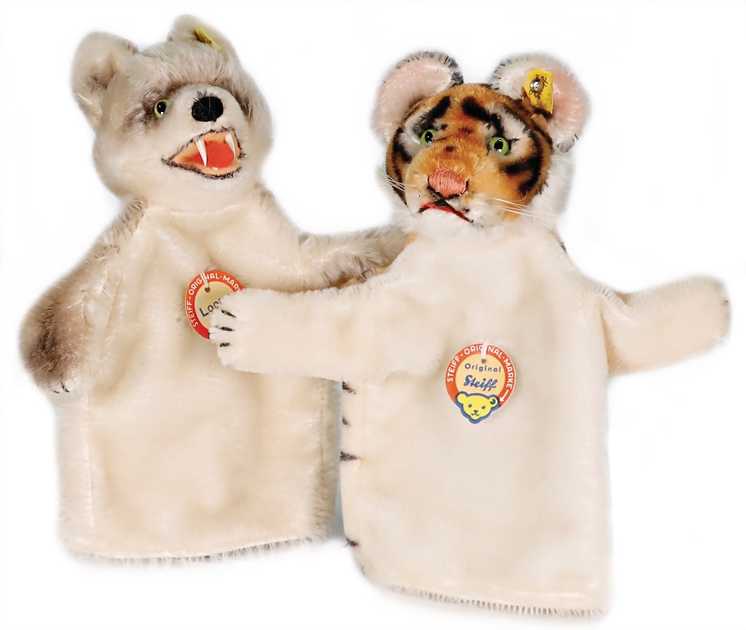 STEIFF hand puppet, Loopy, tiger, with button, chest label and cloth tag label, No. 6880-17, felt: STEIFF hand puppet, Loopy, tiger, with button, chest label and cloth tag label, No. 6880-17, felt tongue, plastic teeth, unused condition, very nice, strong colors German Description STEIFF Handspielp
