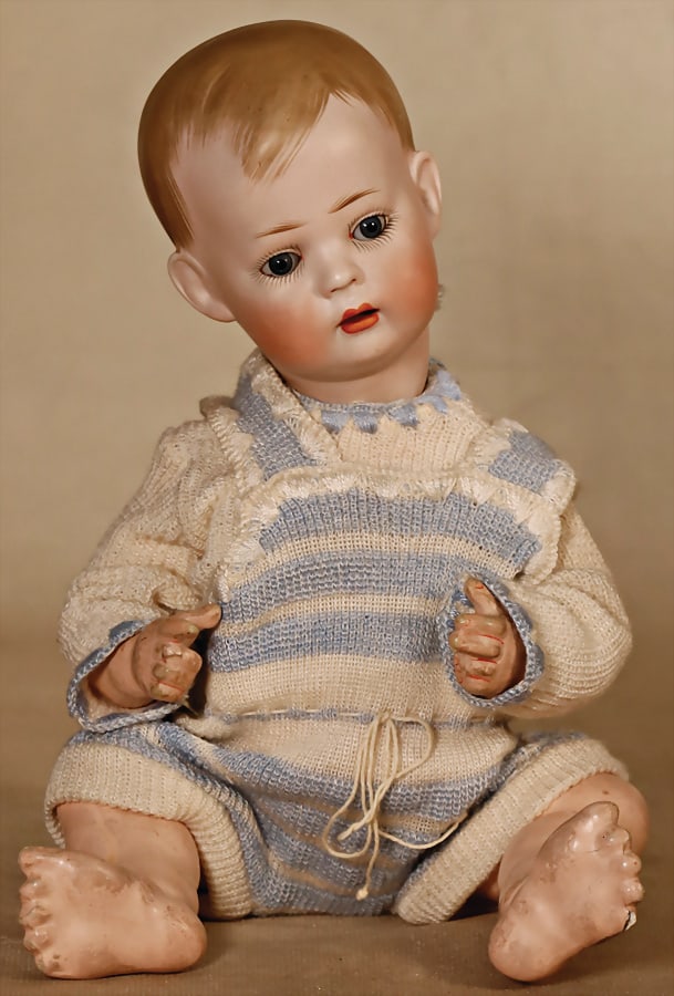 bisque porcelain character baby, full head, not marked, 30 cm, blue sleepy eyes, opened mouth, upper: bisque porcelain character baby, full head, not marked, 30 cm, blue sleepy eyes, opened mouth, upper teeth, baby with sitting body, 1 hand with stretched finger, slightly sticky-out toe, nice size Ger