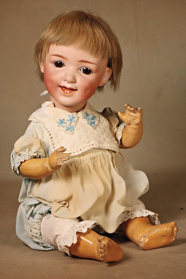 HEUBACH sun, bisque porcelain, character-baby, 38 cm, the brown sleepy eyes wereafterwards fix inset: HEUBACH sun, bisque porcelain, character-baby, 38 cm, the brown sleepy eyes wereafterwards fix inset , opened mouth, modelled teeth and tongue, smiling, porcelain inside is delicate pink dyed througho