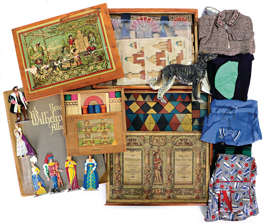 treasure chest, dog, metal casting, height: 15 cm, ANKER box of bricks, Wilhelm BUSCH, new album, (1 of 1)