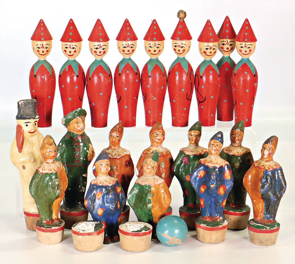 2 pieces, skittles, 1x papier mâché/mass, 12.5-14.5 cm, some bases are loose enclosed, (1 of 1)