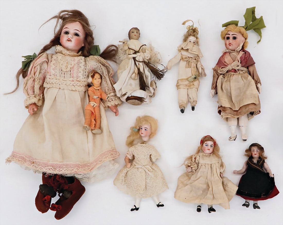 mixed lot of bisque porcelain head dolls, 23 cm, body was supplemented, 5 bisque porcelain head (1 of 1)