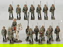 LINEOL soldiers, World War II, marching, condition 2-3, height: 4 cm, c. 16 pieces   German