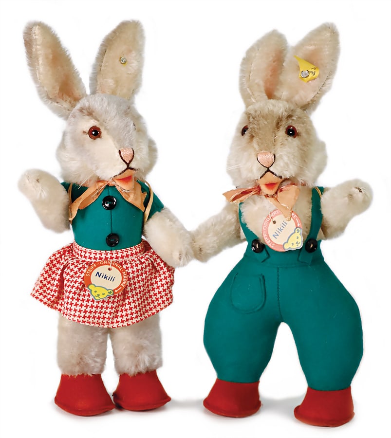 STEIFF pair of Nikilis, hares, standing, in suitable outfit, 1x hare girl with button and  breast (1 of 3)