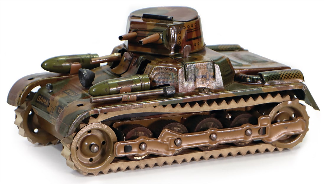 GAMA tank, lithographed sheet metal, NO60, 18 cm, clock mechanism is intact, some small items are (1 of 1)