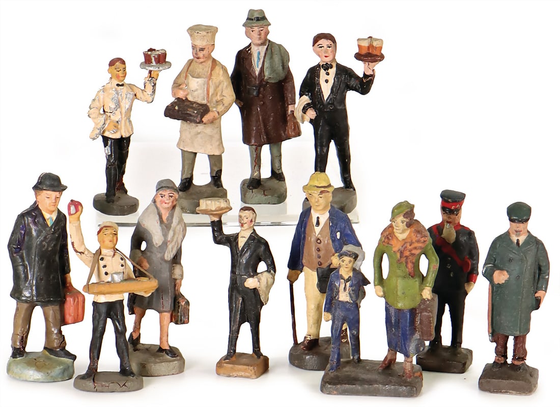 ELASTOLIN station figures, waiter, and other things, 12 items, height: 7.5 cm, mass, mostly good (1 of 1)