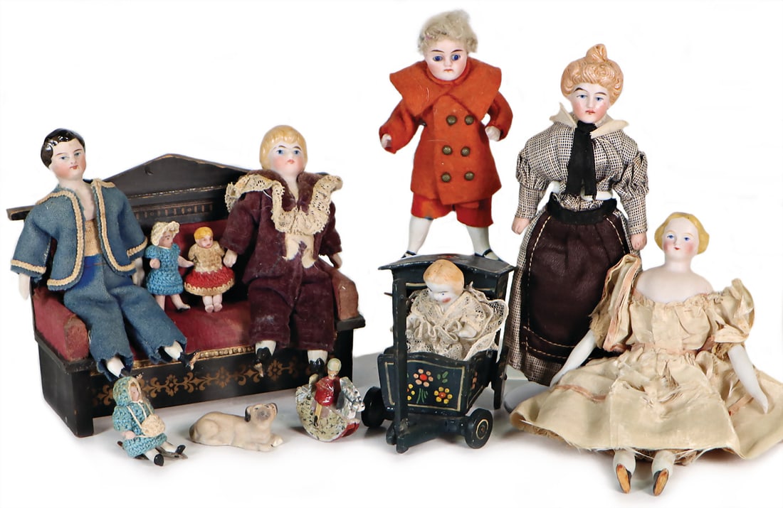 mixed lot of dollhouse dolls, 6 pieces, partially all-bisque, partially bisque shoulder headed (1 of 1)