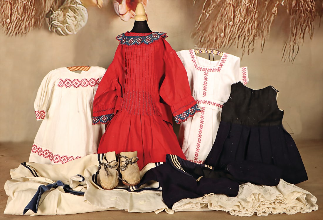 German doll clothes, partially old, partially resewed of old fabric, for c. 40-50 cm doll   German (1 of 1)