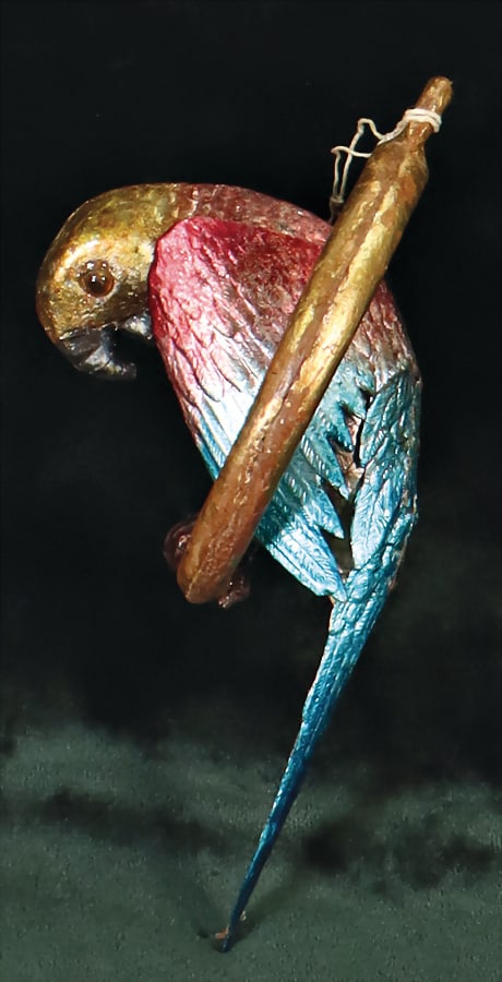 probably DRESDEN CARDBOARD exceptional parrot in a ring, put on glass eyes, colorful, height: 14 cm,: probably DRESDEN CARDBOARD exceptional parrot in a ring, put on glass eyes, colorful, height: 14 cm, ring with a diameter of: 7.5 cm, filigree produced, exceptional German Description Wohl DRESDNER PA
