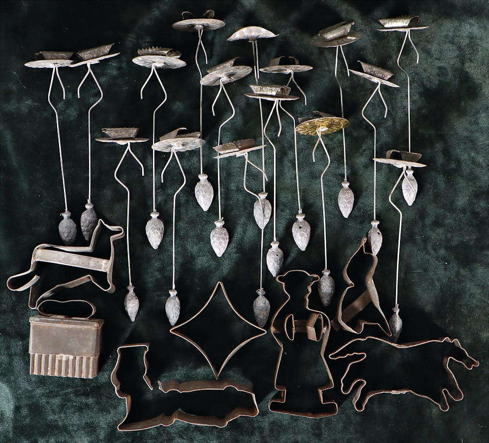 Christmas tree decoration, 15 candle holders with lead weight, c. 1880, some old cookie cutters (1 of 1)