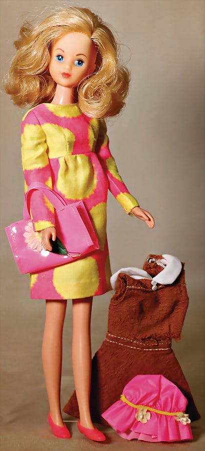 MATTEL German Francie, very good condition, with outfit   German Description  MATTEL Deutsche (1 of 1)