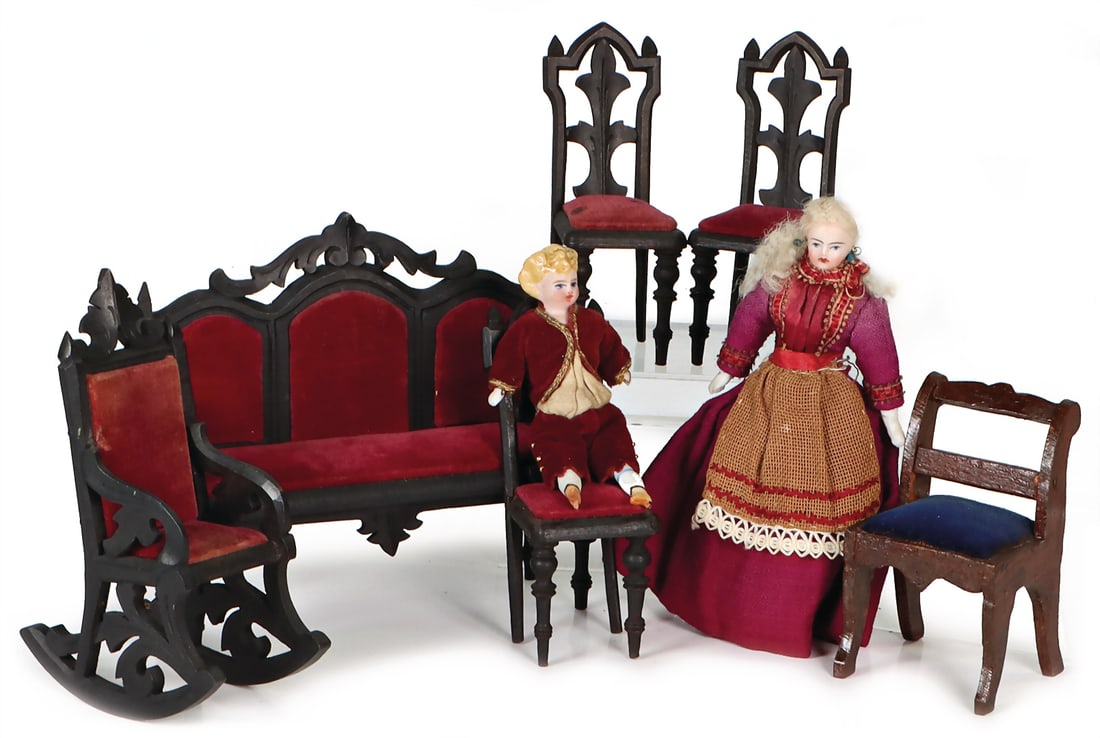 mixed lot of 2 pieces, dollhouse dolls, lady, 14 cm, bisque head, arms and legs, 1 hand damaged, 1 (1 of 1)