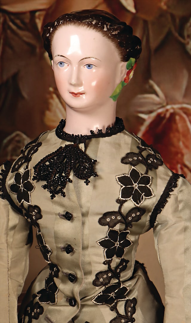SCHLAGGENWALD, China-Head doll, 47 cm, filigree worked out lady's head, with flower decoration (1 of 4)