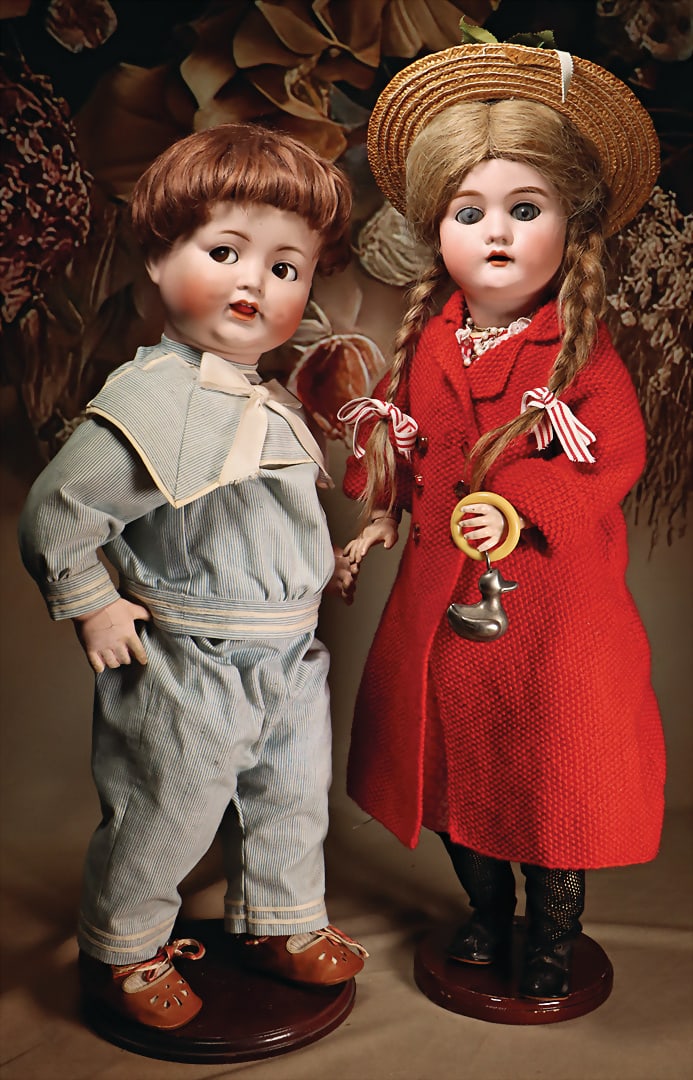2 pieces, dolls, SIMON & HALBIG / ADOLF HÜLS, 156/11, character baby, 54 cm, brown roguish: 2 pieces, dolls, SIMON & HALBIG / ADOLF HÜLS, 156/11, character baby, 54 cm, brown roguish eyes, off. Mouth, teeth and tongue, old mohair wig, mass standing body, bisque porcelain head doll, made
