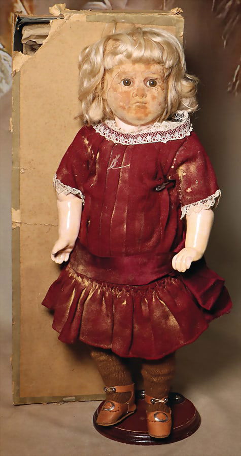 probably KESTNER wax coated papier mâché doll, 40 cm, head with strong traces of storage,