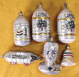 Christmas tree decoration, glass, in the style of World War 1, zeppelin, grenades, bell, imperial: Christmas tree decoration, glass, in the style of World War 1, zeppelin, grenades, bell, imperial bust, age? , "Toy Museum Graz" German Description Christbaumschmuck, Glas, im Stil des 1x Weltkrieges,