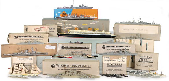 Toy Auction of the Ladenburger Spielzeugauktion Toys, dollhouses, Toy trains, Tin toy, Steam engines, ...