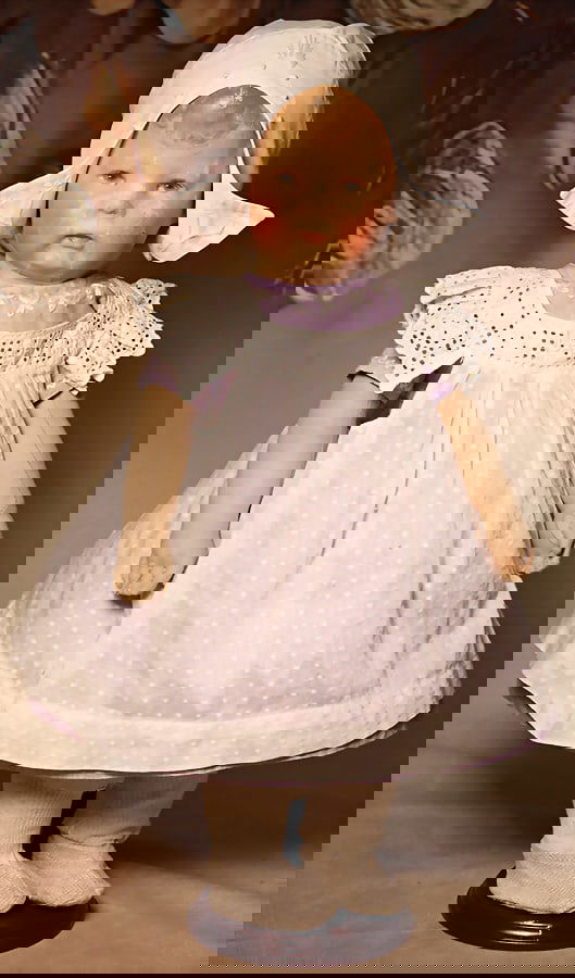 KÄTHE KRUSE doll No. I, 42 cm, fabric head, 3 seams at the back of the head, thin painting,: KÄTHE KRUSE doll No. I, 42 cm, fabric head, 3 seams at the back of the head, thin painting, broad hips, separately sewn-on thumb, early model, some paint rubbed off, original condition German Des