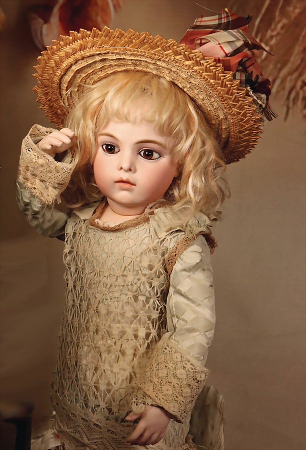 BRU JNE Outstanding French bébé - THE LOOK - from the house of Leon Casimir Bru, Chevrot: BRU JNE Outstanding French bébé - THE LOOK - from the house of Leon Casimir Bru, Chevrot era, Bru Jne porcelain movable head, on a leather-bound bisque porcelain breastplate with indicated c