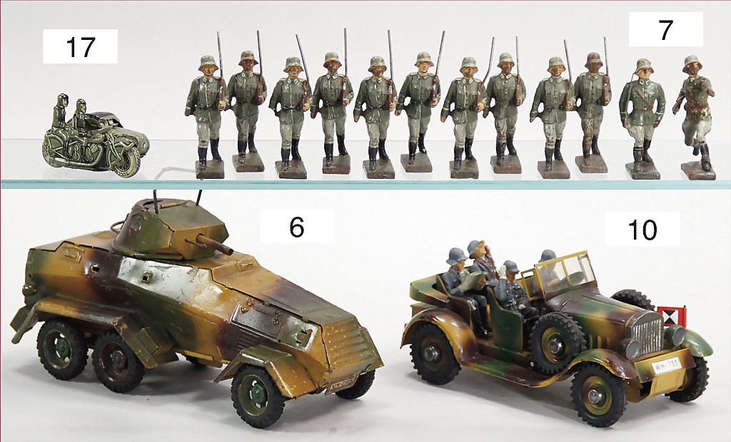 LINEOL Panzer-Spähwagen, Blech, Mimikri, Antenne sowie: LINEOL Panzer-Spähwagen, Blech, Mimikri, Antenne sowie ein paar Kleinteile fehlen, bitte besichtigen LINEOL, tank-scout car, tin, mimicry, antenna and some small articles are missing, please have a l