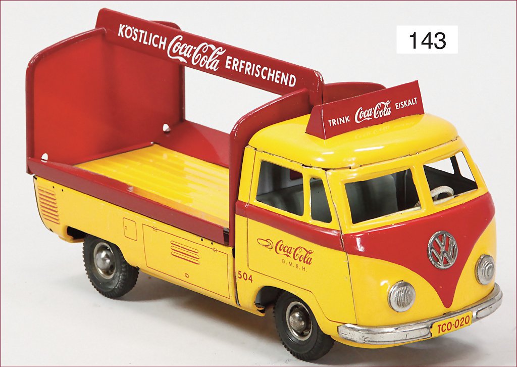 TIPCO Coca-Cola, VW-Bus, 504, Blech lithogr., 22,5 cm, : TIPCO Coca-Cola, VW-Bus, 504, Blech lithogr., 22,5 cm, Friktionsantrieb, guter Zust. TIPCO, Coca-Cola, VW-bus, 504, lithographed tin, 22.5 cm, friction drive, good condition