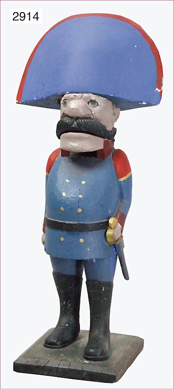 ERZGEBIRGE, nutcracker, c. 1840, wood carved, jointed l: ERZGEBIRGE, nutcracker, c. 1840, wood carved, jointed lower jaw, rolls at the same time the eyes, old painting, possibly not the 1st painting, hat, was afterwards 1x painted over, is a museum piece, N
