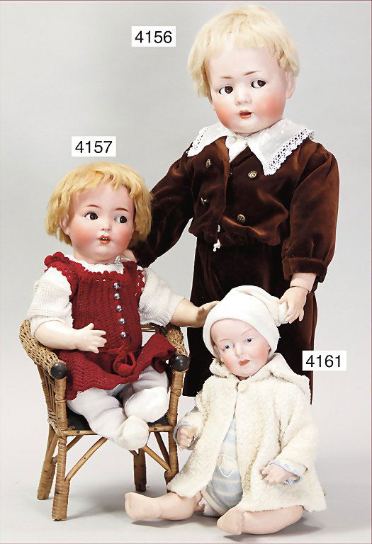 EINCO, baby No. 1, bisque crank, full head, blue painte: EINCO, baby No. 1, bisque crank, full head, blue painted eyes, opened/closed mouth, baby with sitting body with different postures of hands, 31 cm, old clothes, slight wig pull German Description EINC