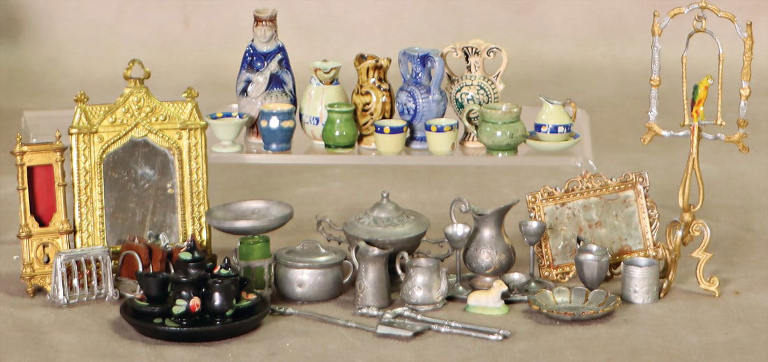 Dollhouse decoration parts, pewter, ceramic, sheet brass, good condition / small missing parts,: Dollhouse decoration parts, pewter, ceramic, sheet brass, good condition / small missing parts, figure vase German Description Puppenstuben-Ausschmückungsteile, Zinn, Keramik, Messingblech, guter