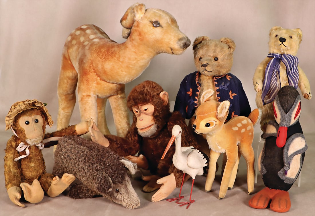 mixed lot of animals and bears, post-war, various manufacturers, used manufacturer, 9 pieces, used,: mixed lot of animals and bears, post-war, various manufacturers, used manufacturer, 9 pieces, used, "Spielzeugmuseum Graz" German Description Konv. Tiere u. Bären, Nachkrieg, untersch. Hersteller
