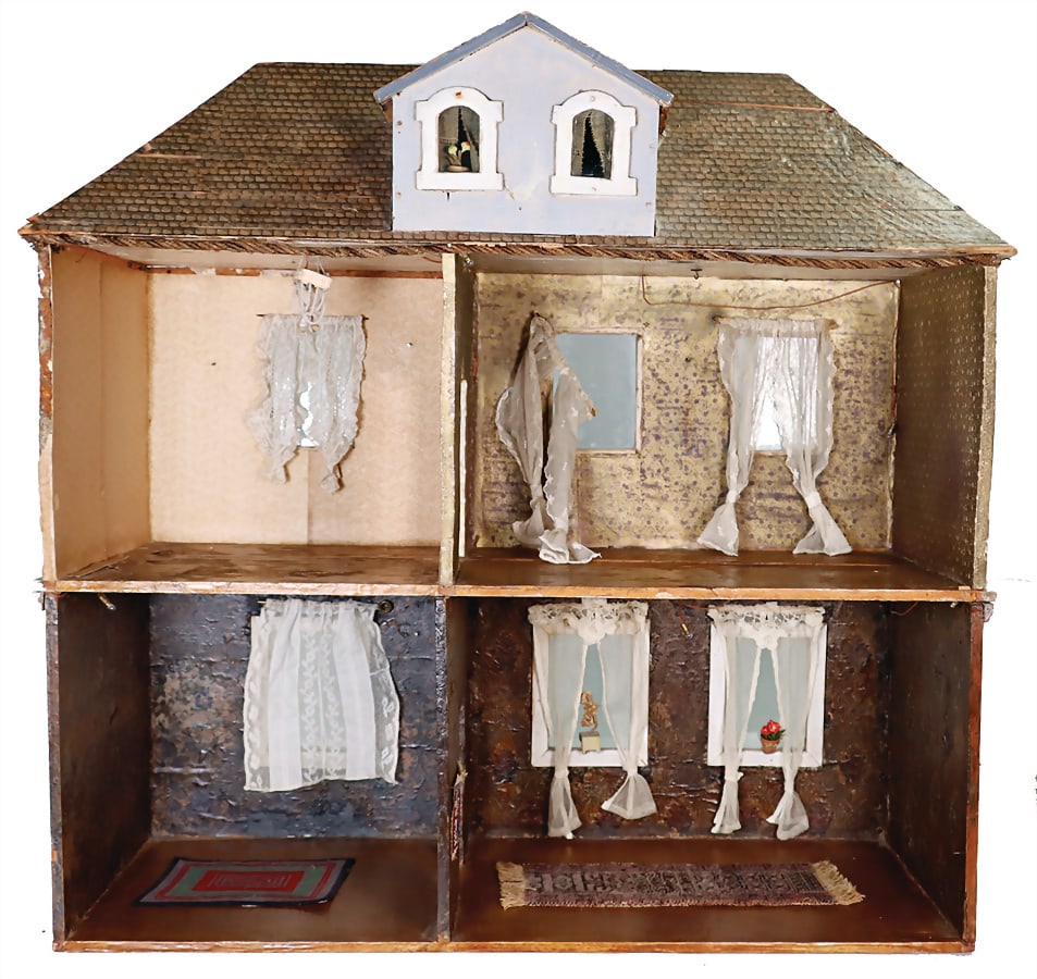 dollhouse, c. 1900, h: 72.5 cm, w: 75 cm, 4 rooms, old wallpaper, wallpaper partly worn, nice to: dollhouse, c. 1900, h: 72.5 cm, w: 75 cm, 4 rooms, old wallpaper, wallpaper partly worn, nice to furnish, please note transportation costs - "Sammlung Christa Fassina" German Description Puppenstuben-