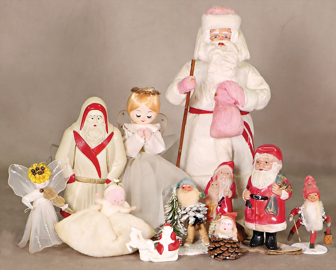 mixed lot of Santas, differ. time, Father Frost, Russia, absorbent cotton, 29 cm, some parts: mixed lot of Santas, differ. time, Father Frost, Russia, absorbent cotton, 29 cm, some parts celluloid, 2 dwarfs, absorbent cotton, 2 angels newer German Description Konv. Weihnachtsmänner, unter