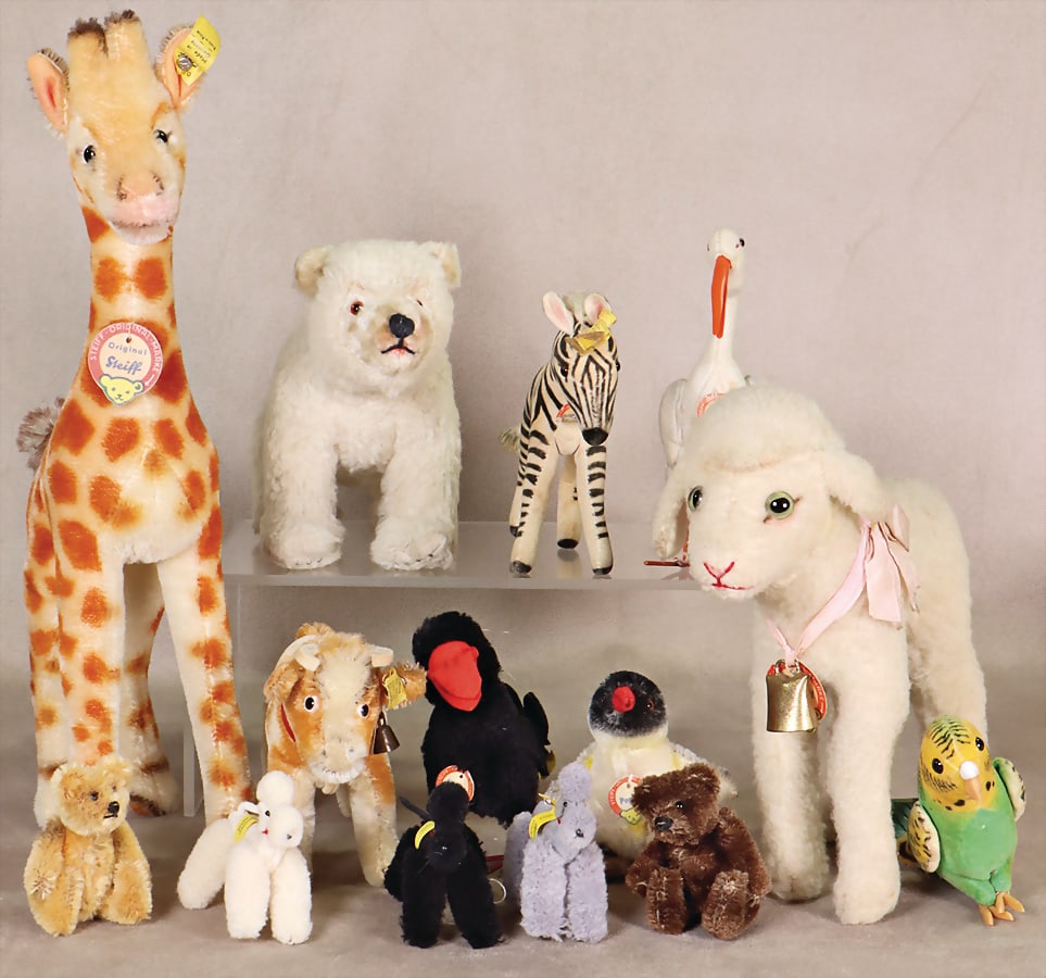 STEIFF Conv. post-war, complete, no. 0750/35, Lamby, complete, no. 6522.00, Bessy, complete, no.: STEIFF Conv. post-war, complete, no. 0750/35, Lamby, complete, no. 6522.00, Bessy, complete, no. slightly illegible, Adebar, complete, no. 1017,00, Hucky, complete, flag illegible, Zebra, complete, fl