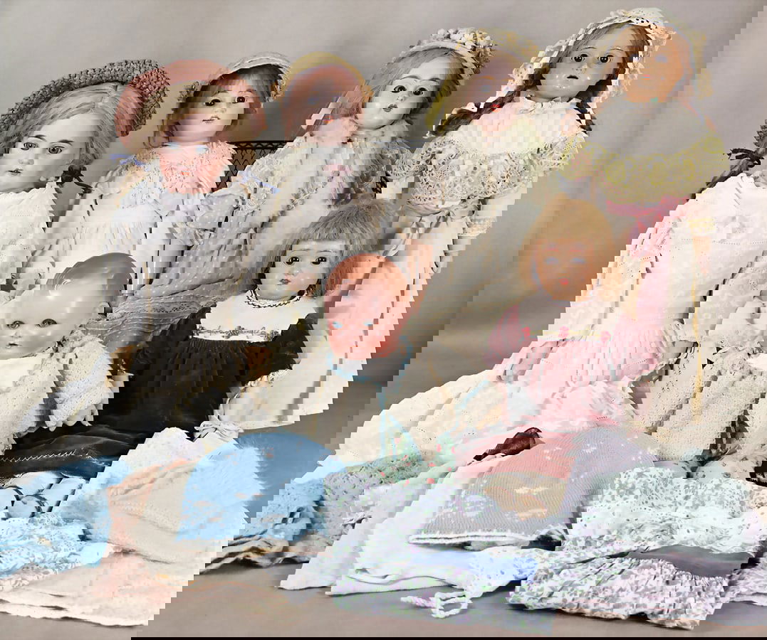 mixed lot, 6 x child's face dolls, mass, bisque porcelain, celluloid, mostly shoulder headed, used: mixed lot, 6 x child's face dolls, mass, bisque porcelain, celluloid, mostly shoulder headed, used condition, please inspect German Description Konv., 6 x Kindergesicht Puppen, Masse, Biskuit-Porzella