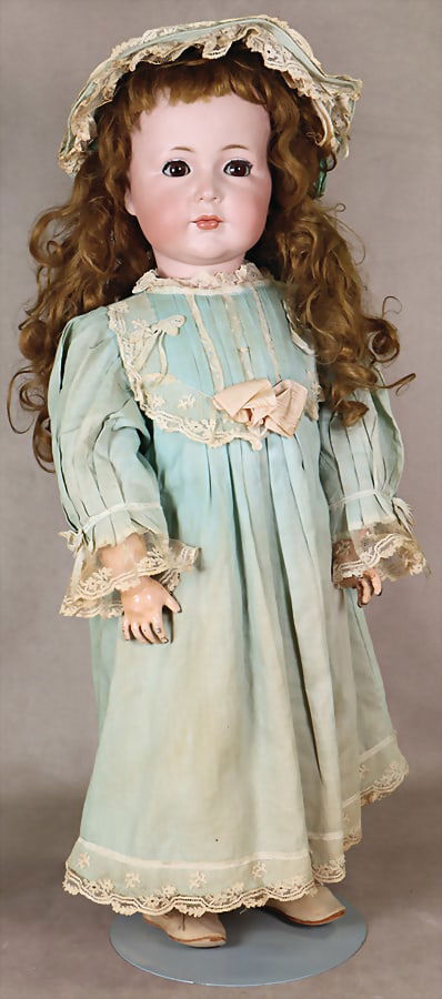 KÄMMER & REINHARDT / SIMON & HALBIG 117-A, porcelain character doll, closed mouth, brown sleepy (1 of 3)