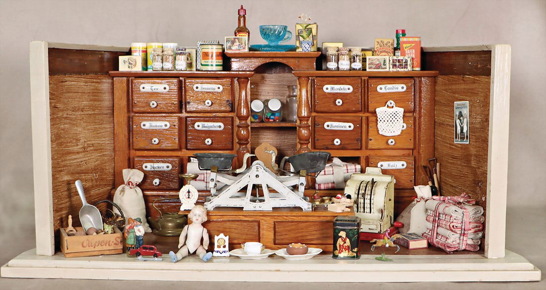 Store, c. 1920, w: 64 cm, h: 29 cm, with counter, newer painting, drawers with porcelain labels,: Store, c. 1920, w: 64 cm, h: 29 cm, with counter, newer painting, drawers with porcelain labels, accessories from various periods. period German Description Kaufladen, ca. 1920, B: 64 cm, H: 29 cm, mi