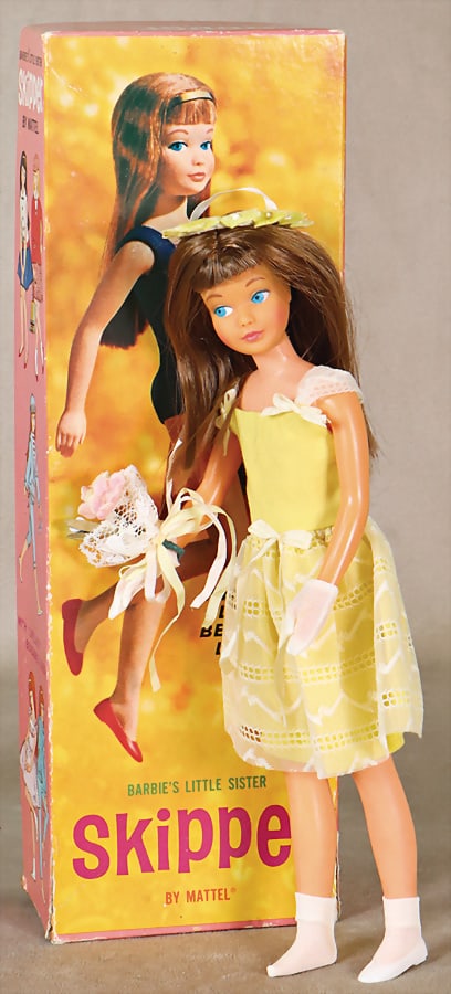 MATTEL Barbie, skipper, bendable leg, with outfit, good condition, in original box.   German (1 of 1)