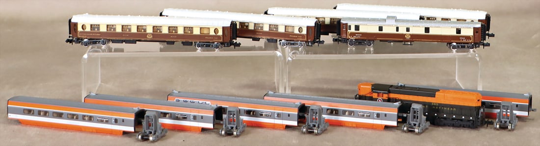 N-gauge, 10x railcars, 4x RIVAROSSI, 2x ATLAS, 4x KATO, as good as new, without box German: N-gauge, 10x railcars, 4x RIVAROSSI, 2x ATLAS, 4x KATO, as good as new, without box German Description Spur N, 10x Triebwägen, 4x RIVAROSSI, 2x ATLAS, 4x KATO, neuwertig, ohne Karton