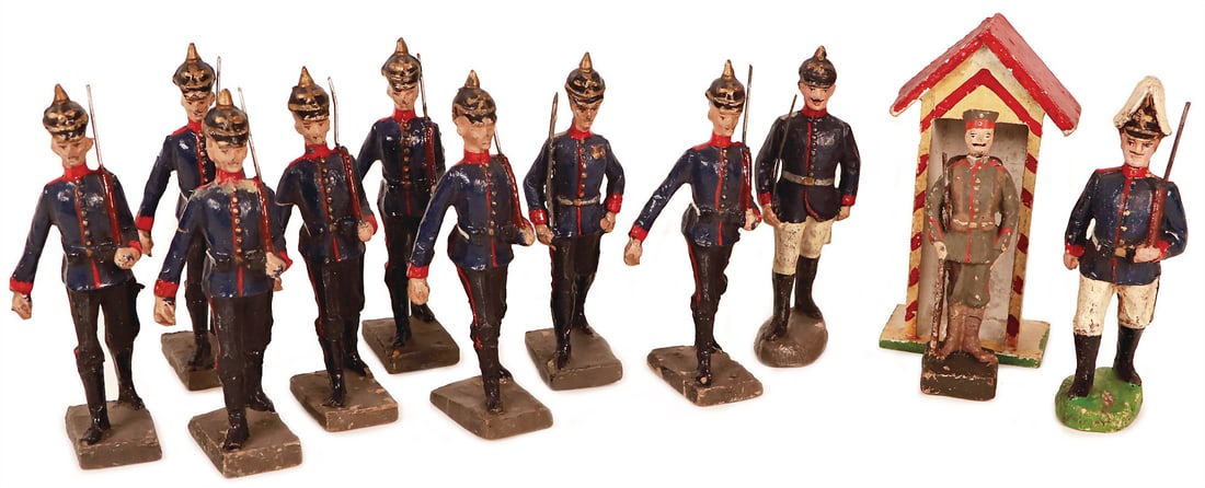 ELASTOLIN mass, 10 cm, figures, 1st world war, marching, 1 guardhouse, 2nd world war, mostly (1 of 1)