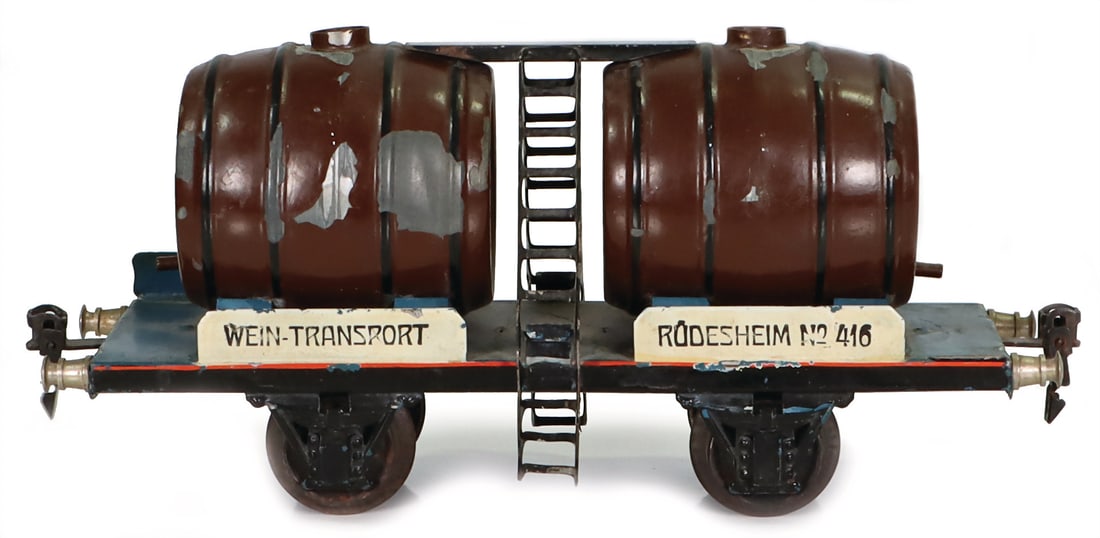 MÄRKLIN track 1, barrel wagon, wine transport, 2 axles, partly chipped paint, l: 24 cm German (1 of 2)