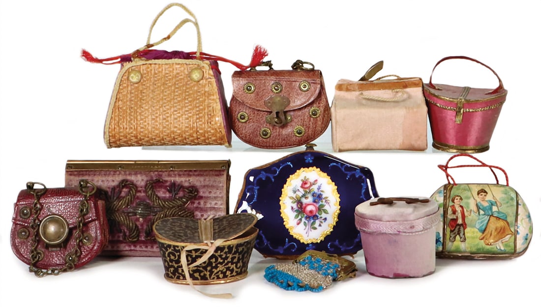Decorative parts for small dolls or fashion stores, bags, some candy containers, enameled bag, small (1 of 1)
