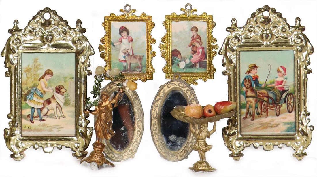 Doll's house ornaments, 2 pictures, tin, h: 11.5 cm, 2 doll's house pictures with pewter frames, 2 (1 of 1)