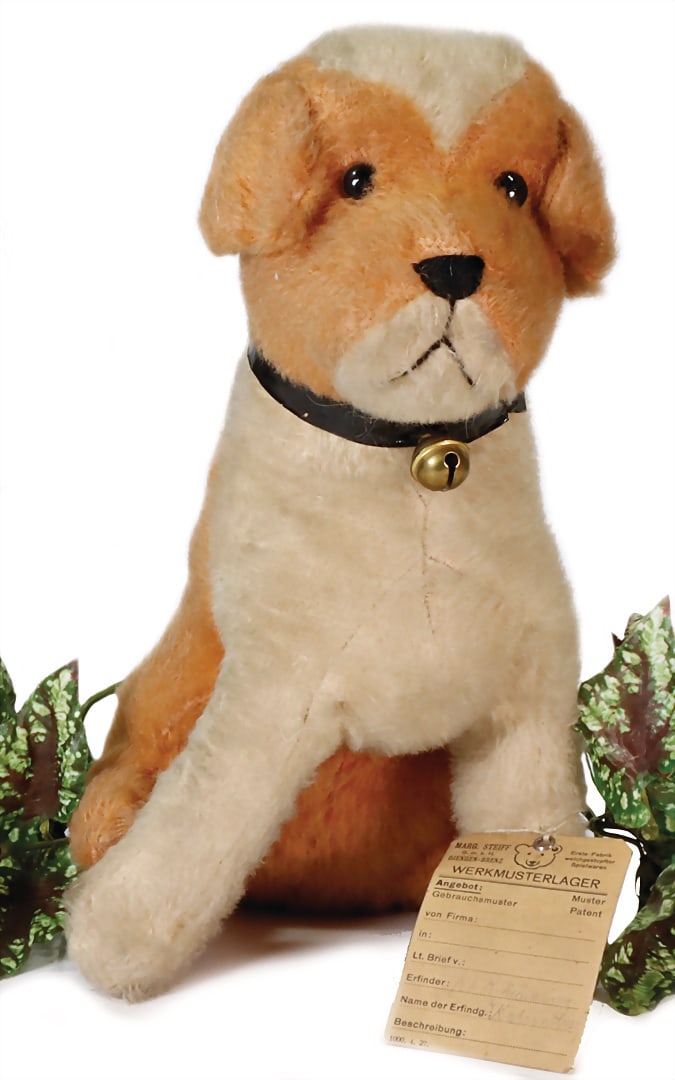 third-party product from the STEIFF archive, dog, sitting, HERMANN TIEZ, pre-war, artificial plush, (1 of 3)