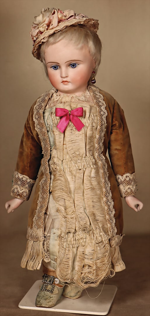 KLING early porcelain breastplate full head, blue, fix inset, glass eyes, pierced, ears, closed (1 of 4)