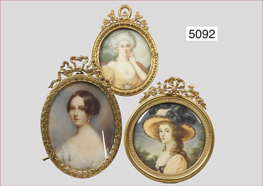 3 picture frames, gilded sheet brass, 1x circular, c.: 3 picture frames, gilded sheet brass, 1x circular, c. 1890-1900, 3 female portraits painted on ivory, fine lines, different sizes (9-11 cm), unusual German Description 3 Bilderrahmen, Messingblech ver