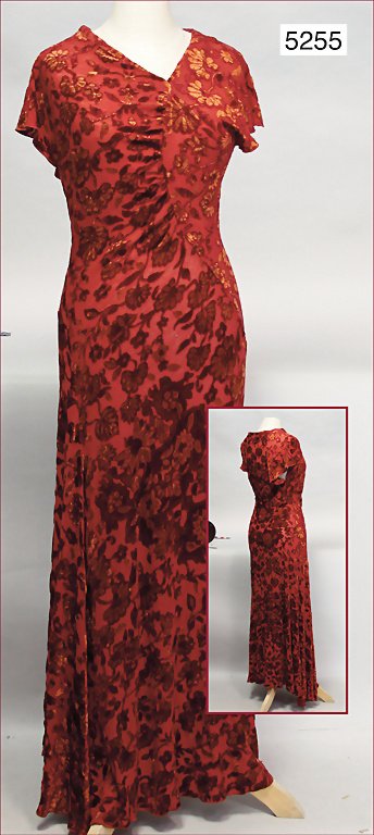 Kenzo Paris '80s, full-length ladies' dress (evening: Kenzo Paris '80s, full-length ladies' dress (evening dress), wine-red, velvet with floral design, at the side ruffled, size 40, circumference of the waist: 34 cm, ankle-length, good condition German D