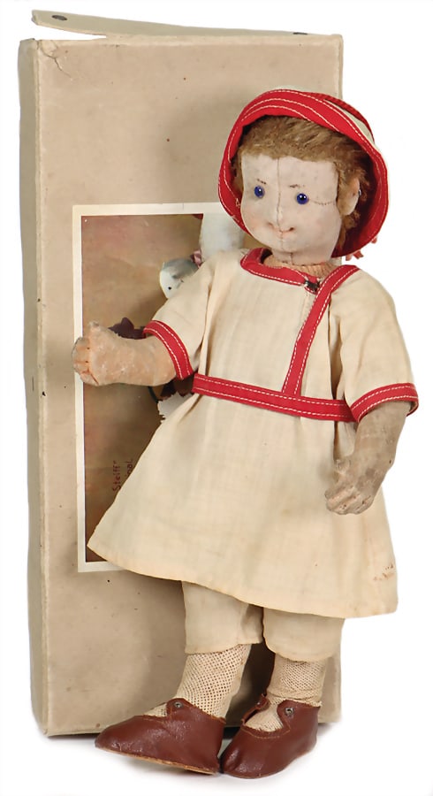 STEIFF Felt figure, Ottilie, in original cardboard box, manufactured 1914-1926, 28 cm, with button, (1 of 5)