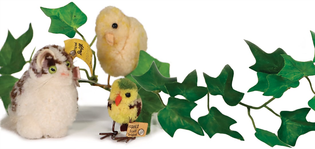 STEIFF 3 pieces, wool miniatures, chick, with button, elongated F, red flag, No. 6508.2, bird, (1 of 6)
