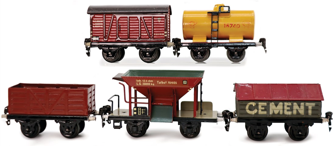 MÄRKLIN Gauge 0, two-axle freight cars: 1767 Talbot bulk cars, 1674 Shell tank cars, Cement (1 of 1)